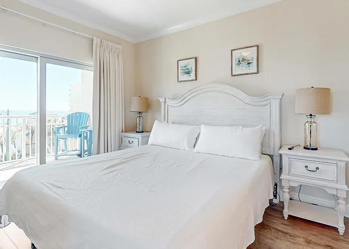 Beachview With Shared Indoor And Outdoor Pool Acces And Wifi Holiday home