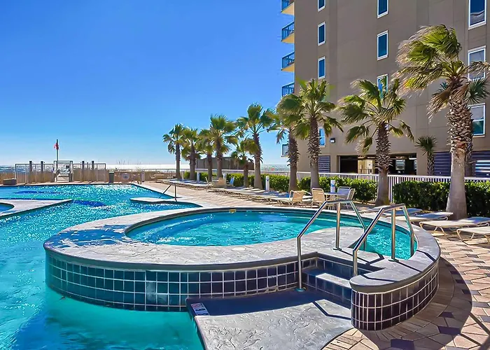 Beachview With Shared Indoor And Outdoor Pool Acces And Wifi *