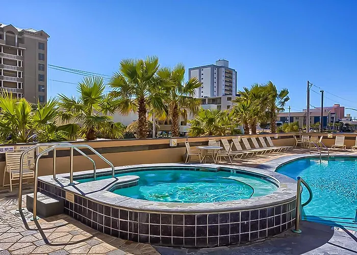 Holiday home Beachview With Shared Indoor And Outdoor Pool Acces And Wifi